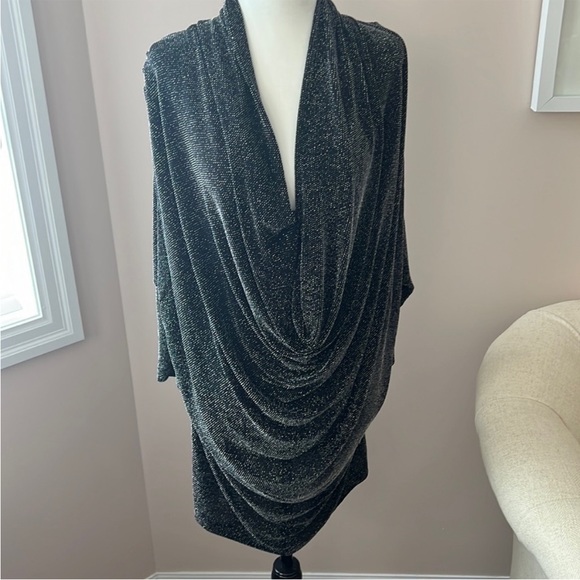 Glitter top - Picture 1 of 2